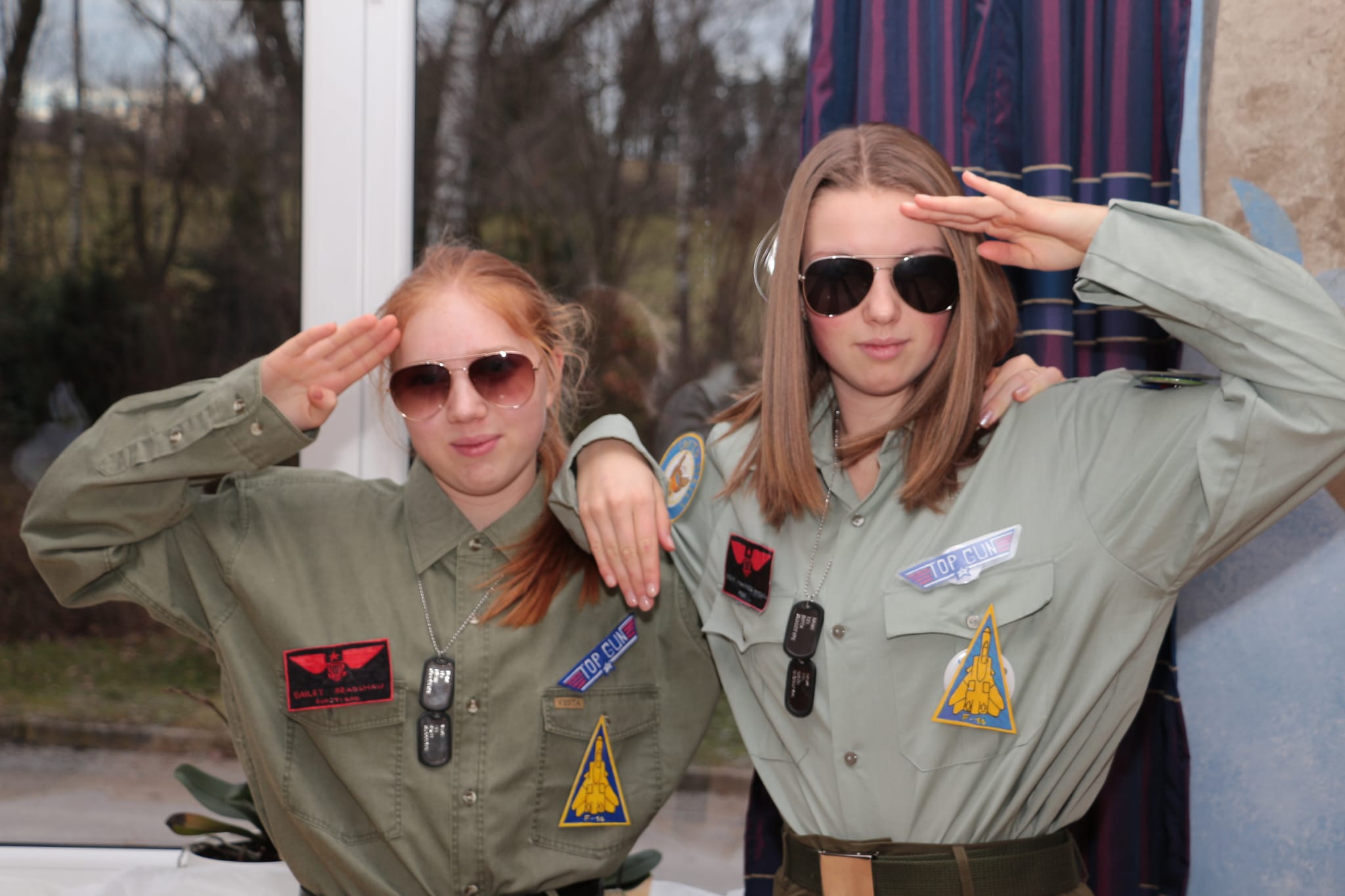 Top Gun - Bailey Roostigoo